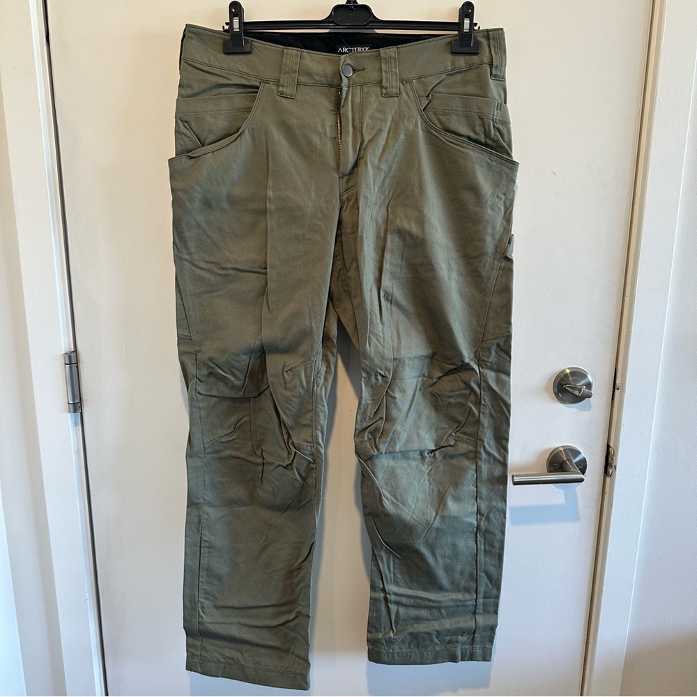 Arc’teryx men’s hiking pants